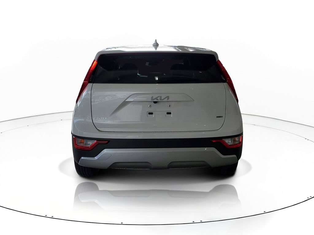 Used 2026 Kia Niro LX FWD image 5