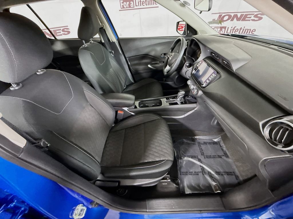 Certified 2023 Nissan Kicks SV image 28