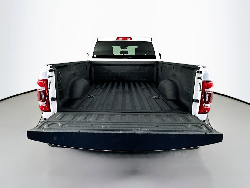 Used 2022 RAM 2500 Tradesman w/ Chrome Appearance Group AWD/4WD image 29