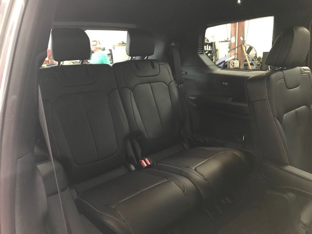 New 2025 Jeep Grand Cherokee L Limited image 39