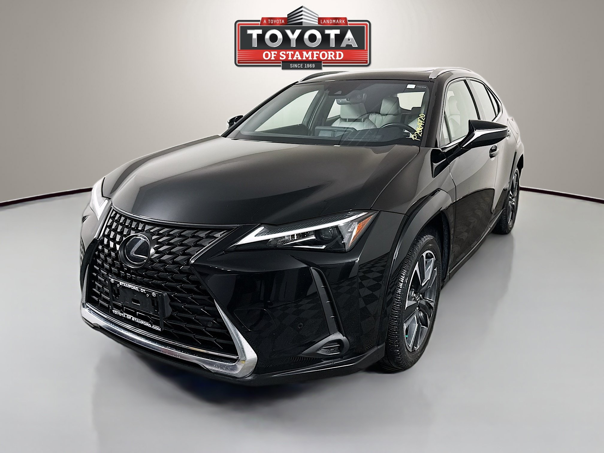 Used 2023 Lexus UX 250h AWD w/ Accessory Package (Z2) image 3