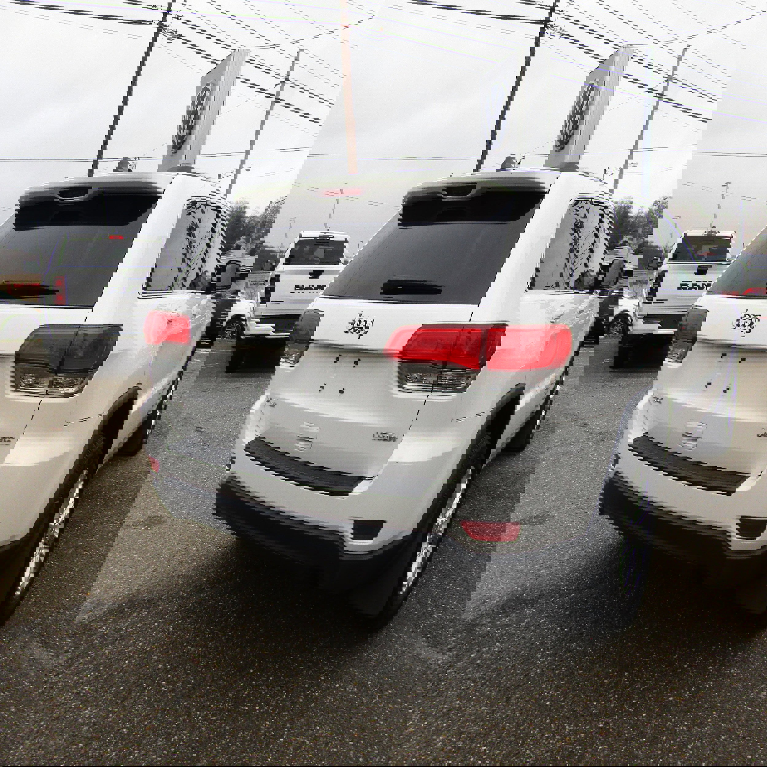 Used 2014 Jeep Grand Cherokee Laredo w/ Security & Convenience Group image 6