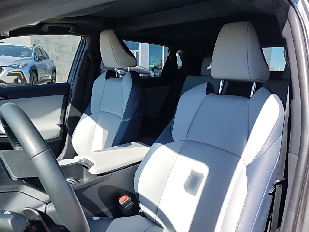Used 2023 Subaru Solterra Touring image 22