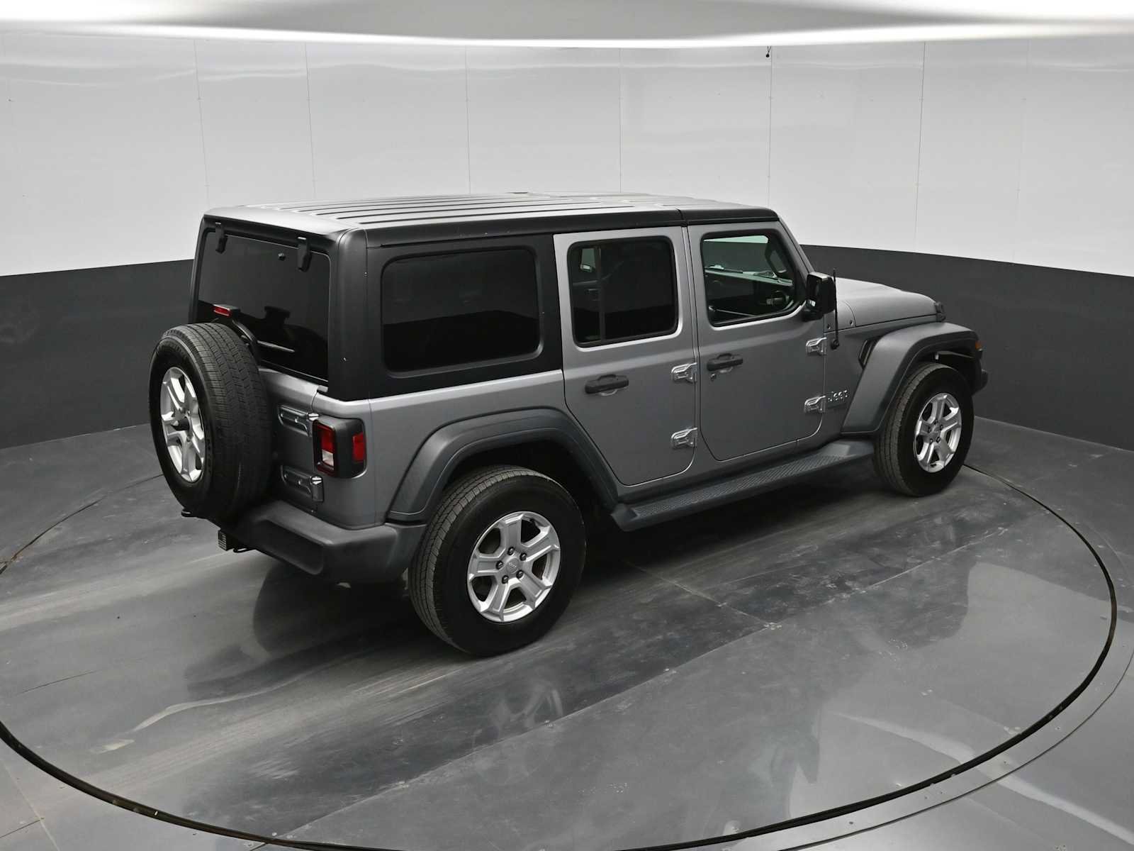 Used 2018 Jeep Wrangler Unlimited Sport S AWD/4WD image 30