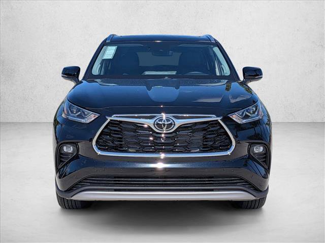 New 2026 Toyota Highlander Platinum AWD/4WD image 6