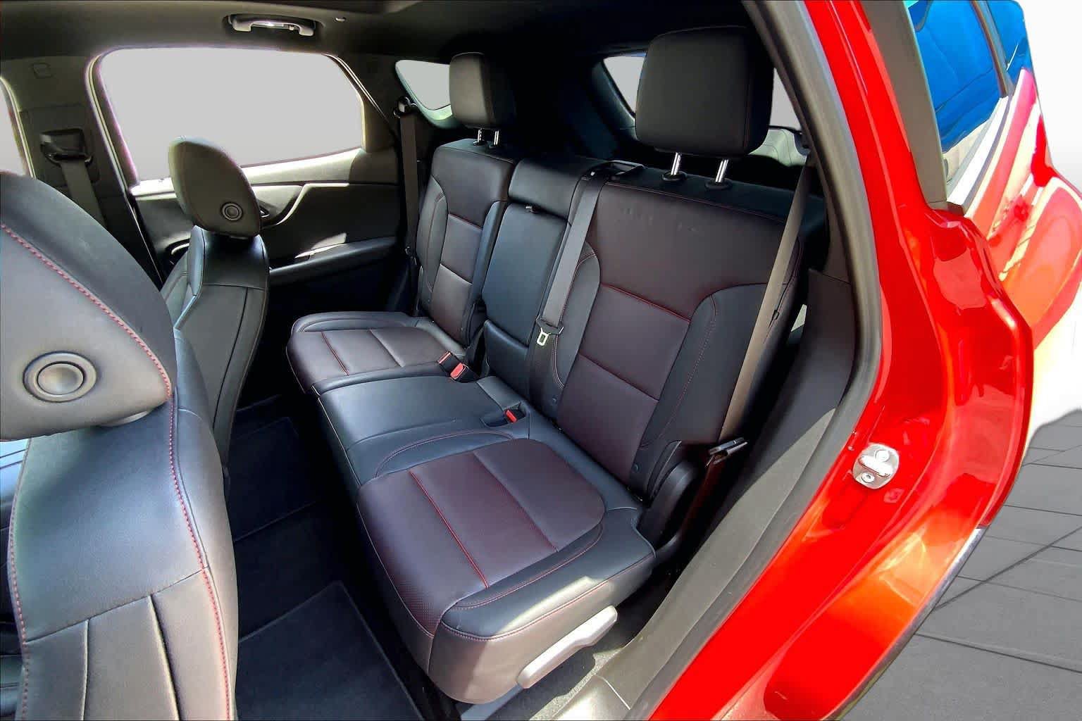 Used 2022 Chevrolet Blazer RS w/ Enhanced Convenience Package FWD image 21