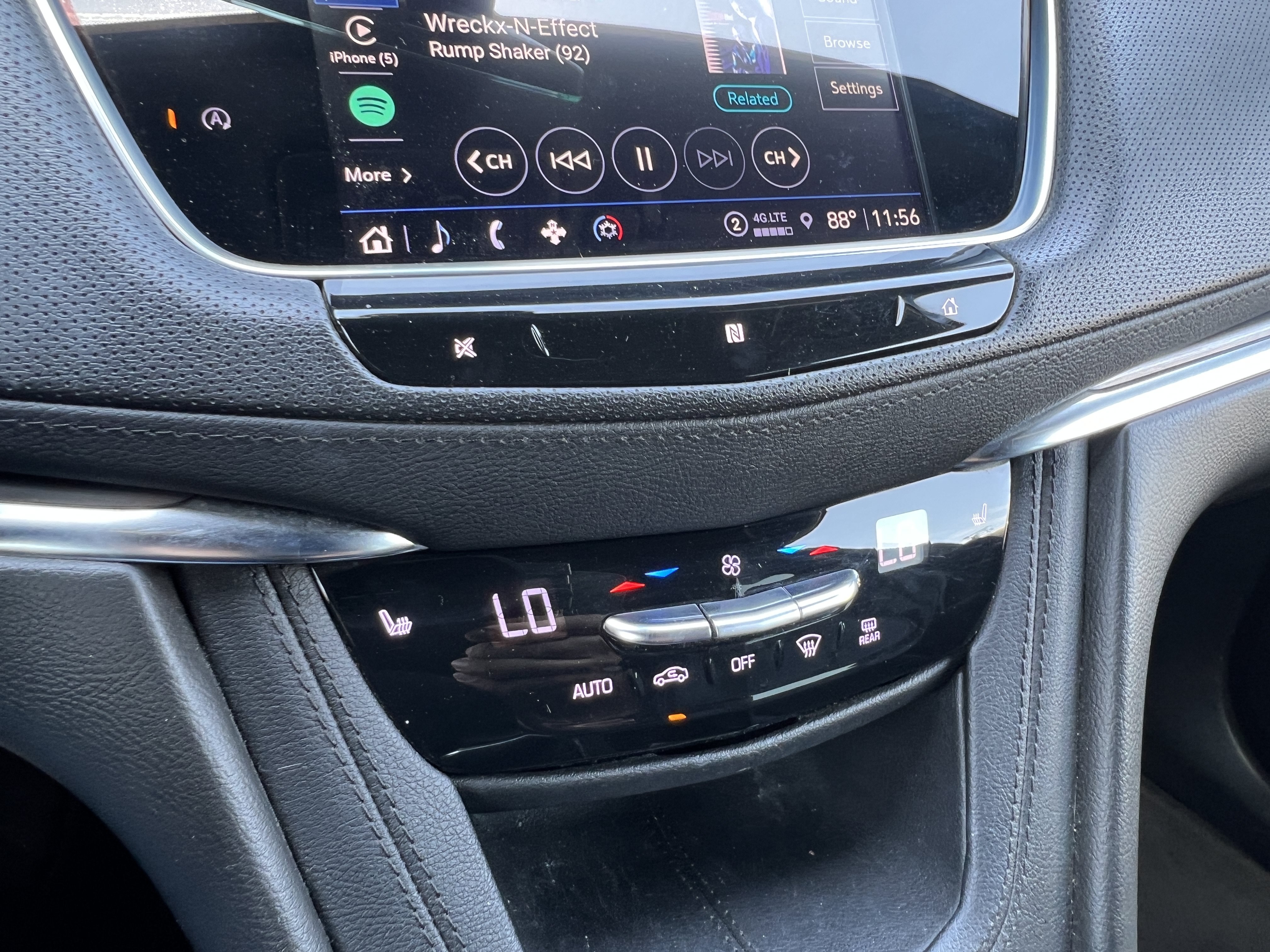 Used 2021 Cadillac XT5 Luxury AWD/4WD image 28