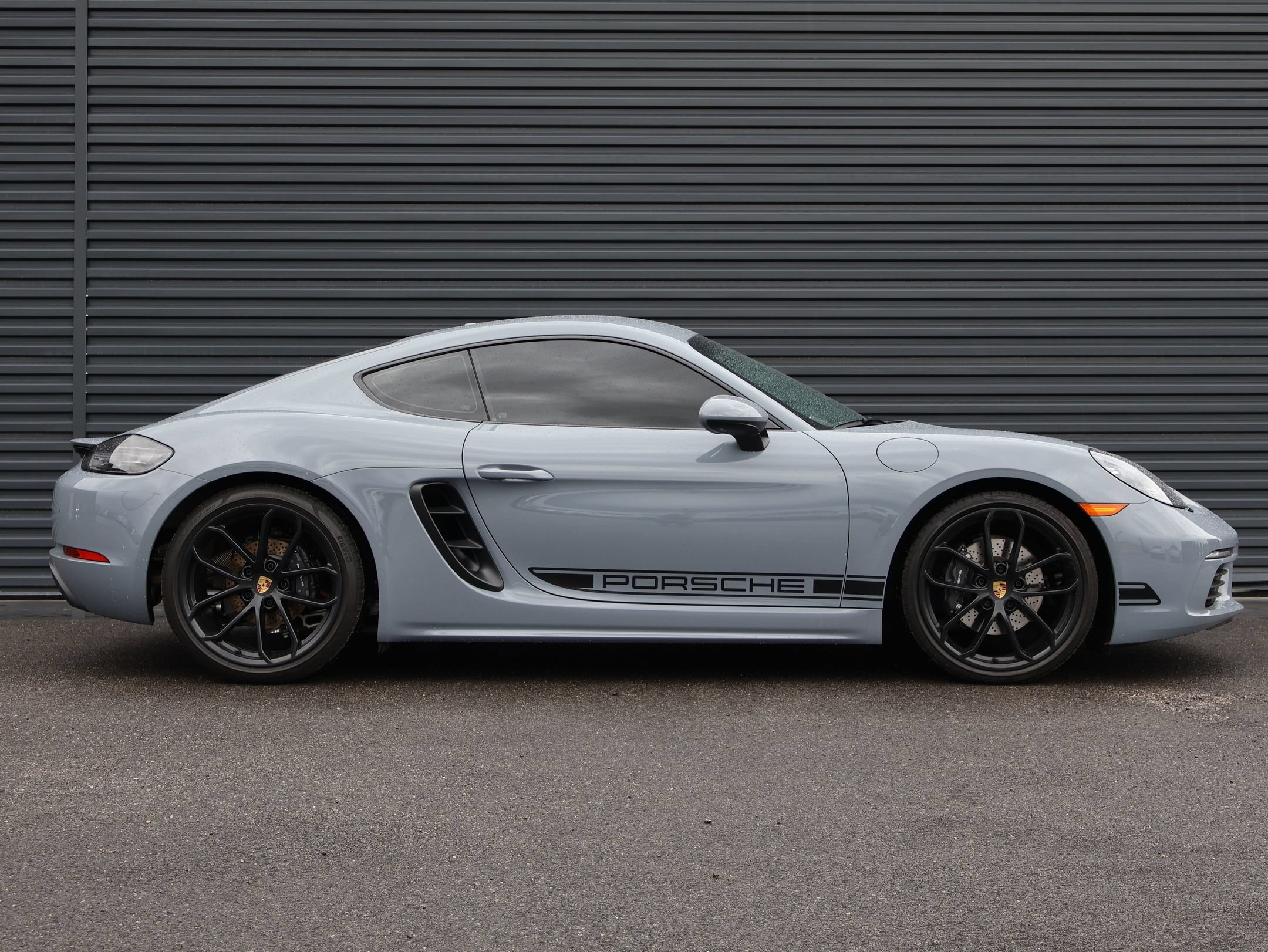 Certified 2025 Porsche 718 Cayman RWD image 9