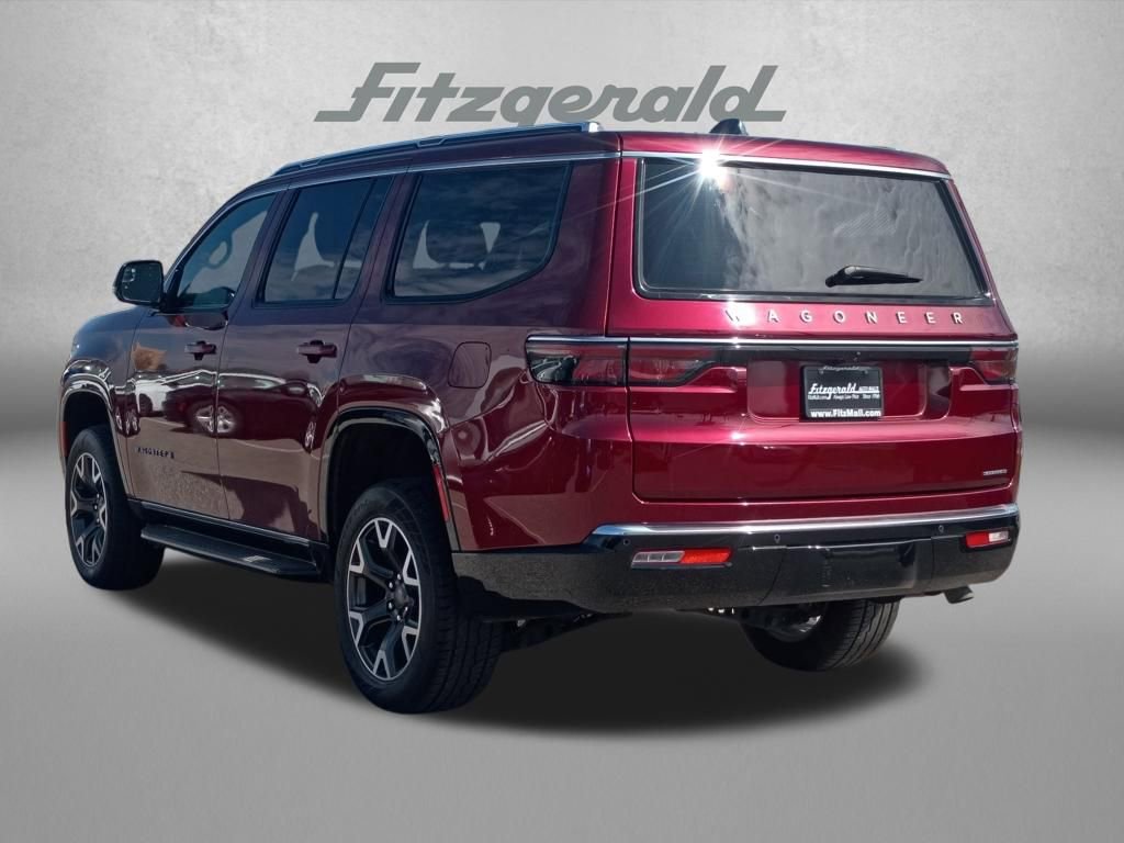 Used 2024 Jeep Wagoneer Series III AWD/4WD image 7