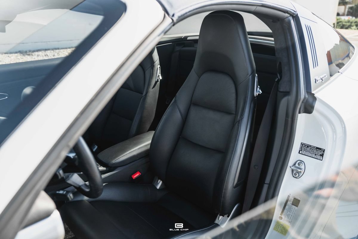 Used 2019 Porsche 911 Targa 4 AWD/4WD image 38