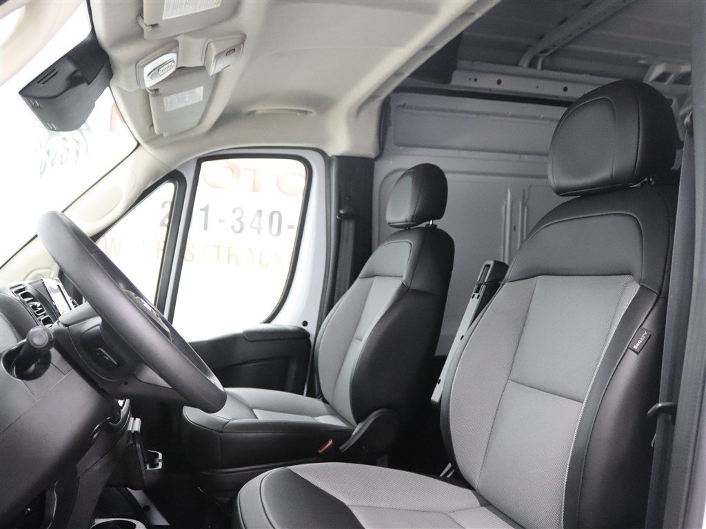 Used 2023 RAM ProMaster 2500 FWD image 13