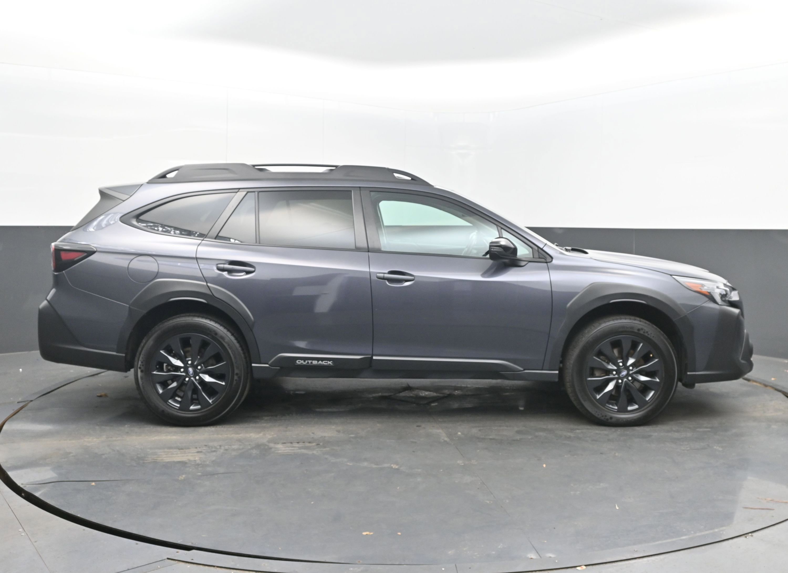 Used 2024 Subaru Outback Onyx Edition image 10