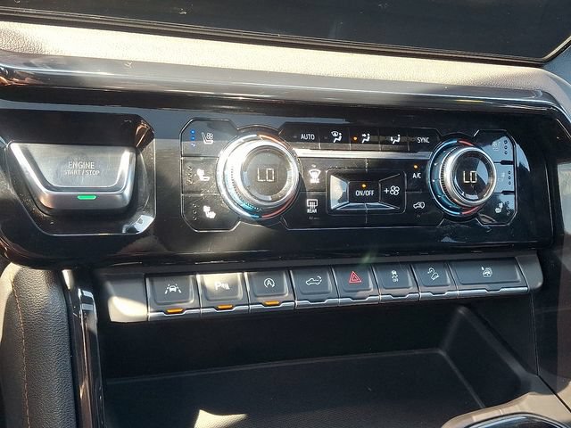 Used 2022 GMC Sierra 1500 AT4 w/ AT4 Premium Package AWD/4WD image 15