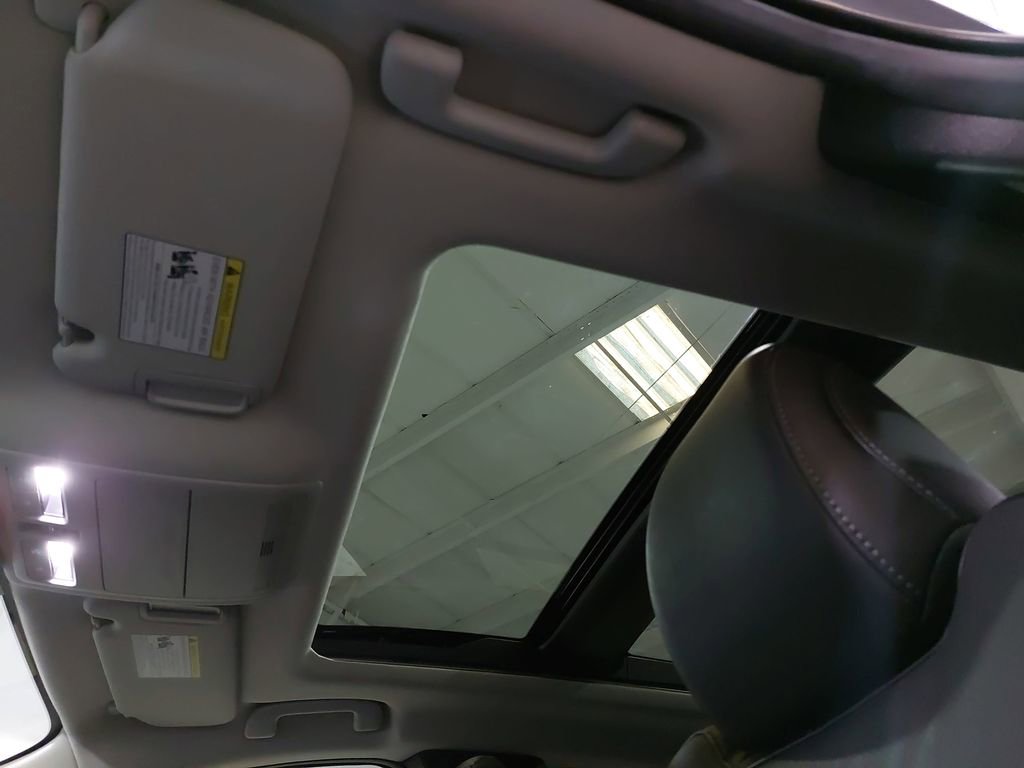 Used 2025 MAZDA CX-50 AWD 2.5 Hybrid w/ Weather Package image 31