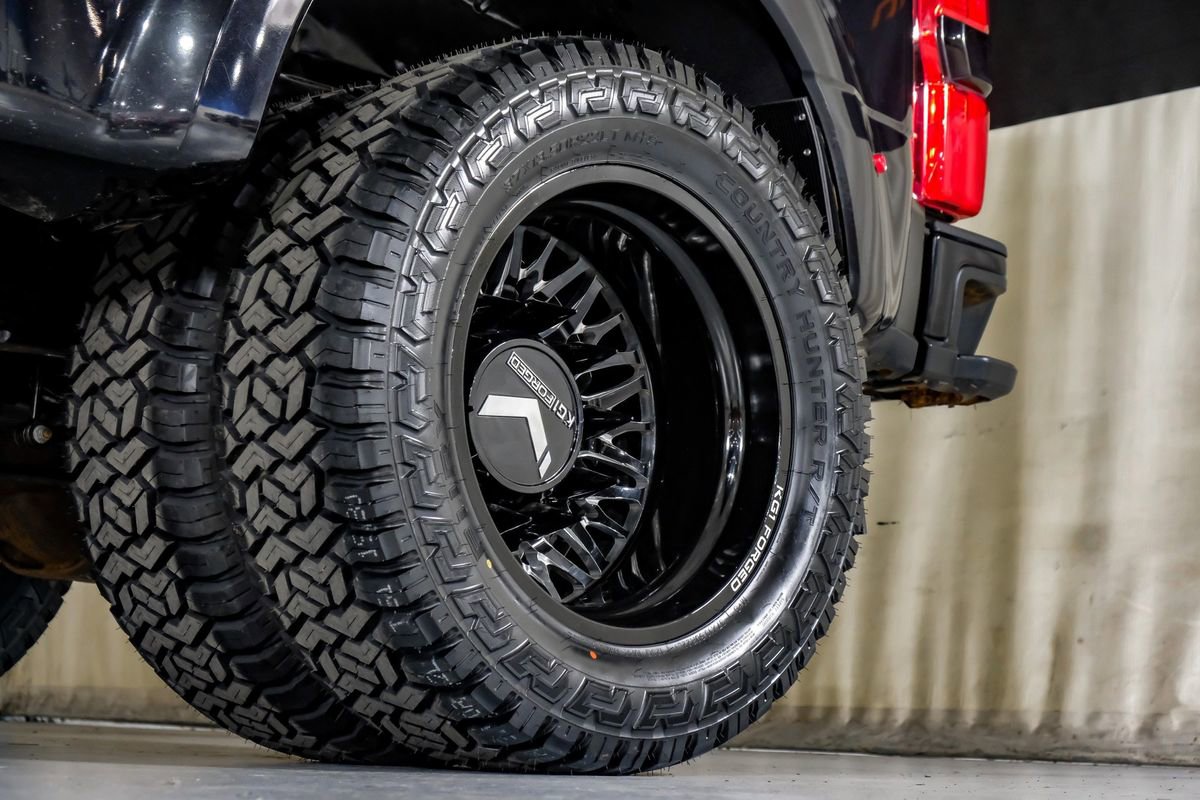 Used 2024 Ford F450 Limited w/ FX4 Off-Road Package image 59