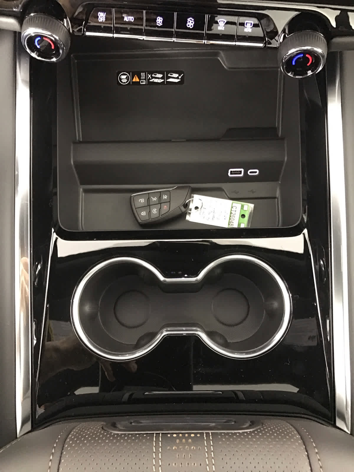 New 2026 Chevrolet Suburban High Country w/ Sun And Tow Package image 37