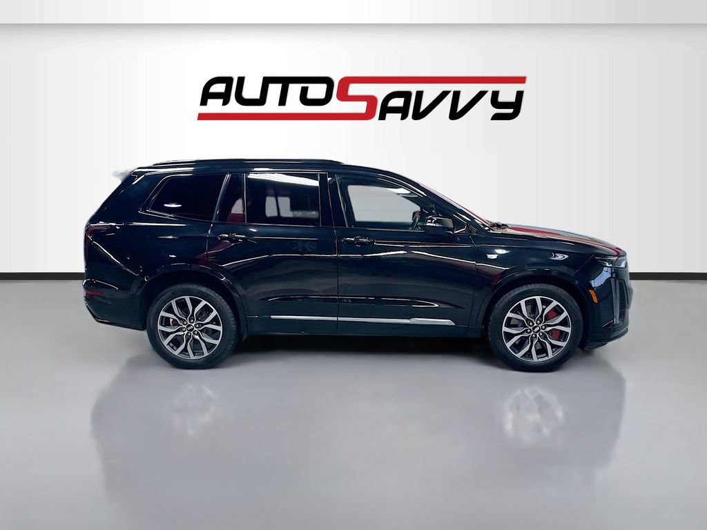 Used 2023 Cadillac XT6 Sport w/ Technology Package image 8