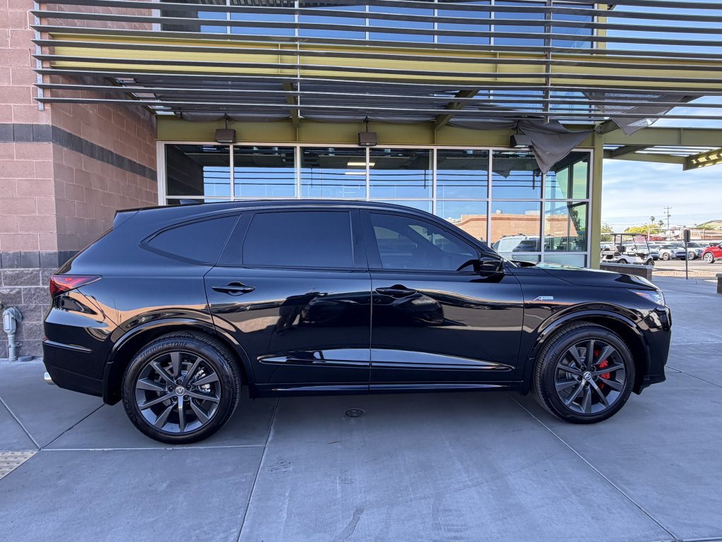 Used 2025 Acura MDX A-Spec image 9