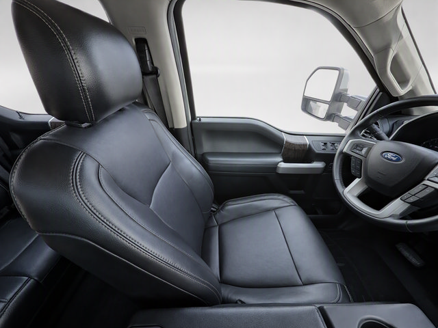 Used 2017 Ford F250 Lariat w/ Lariat Ultimate Package AWD/4WD image 18