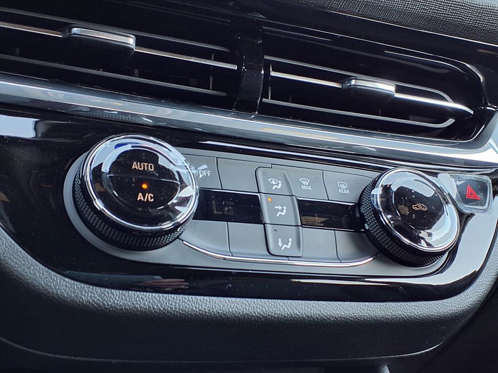 New 2026 Buick Envista Sport Touring w/ Advanced Safety Package image 5