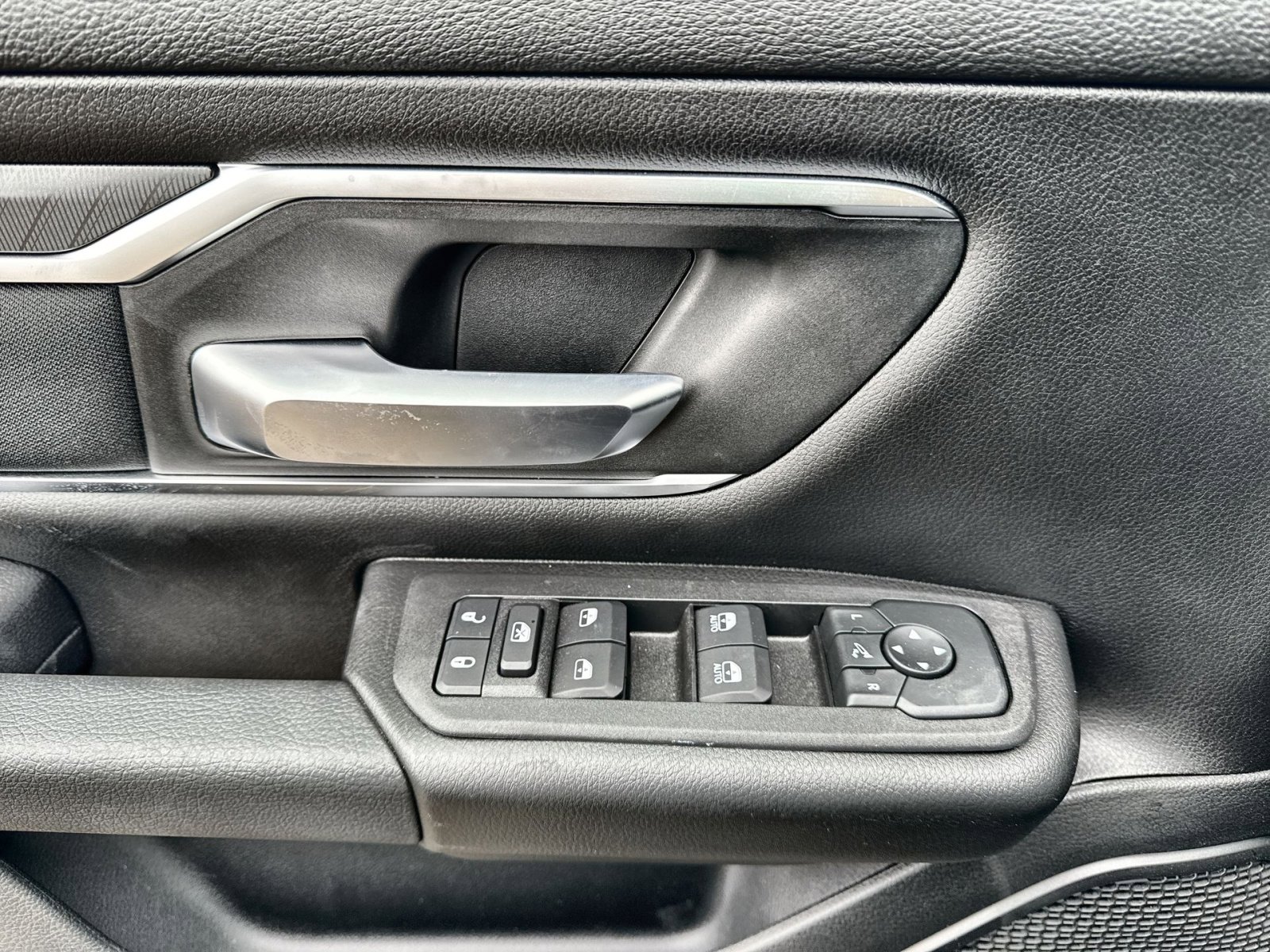 New 2026 RAM 1500 Big Horn AWD/4WD image 15