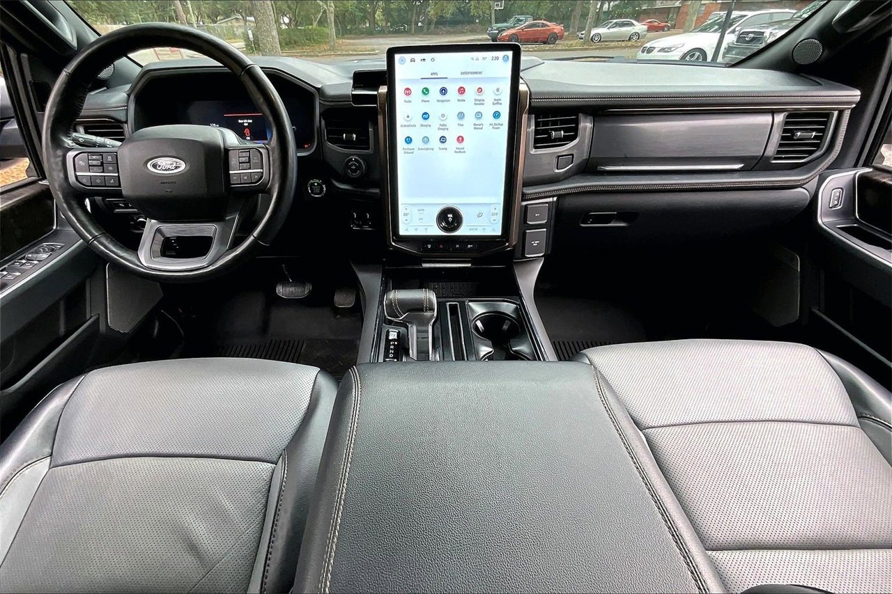 Used 2023 Ford F150 Lightning Lariat w/ Equipment Group 511A High image 7