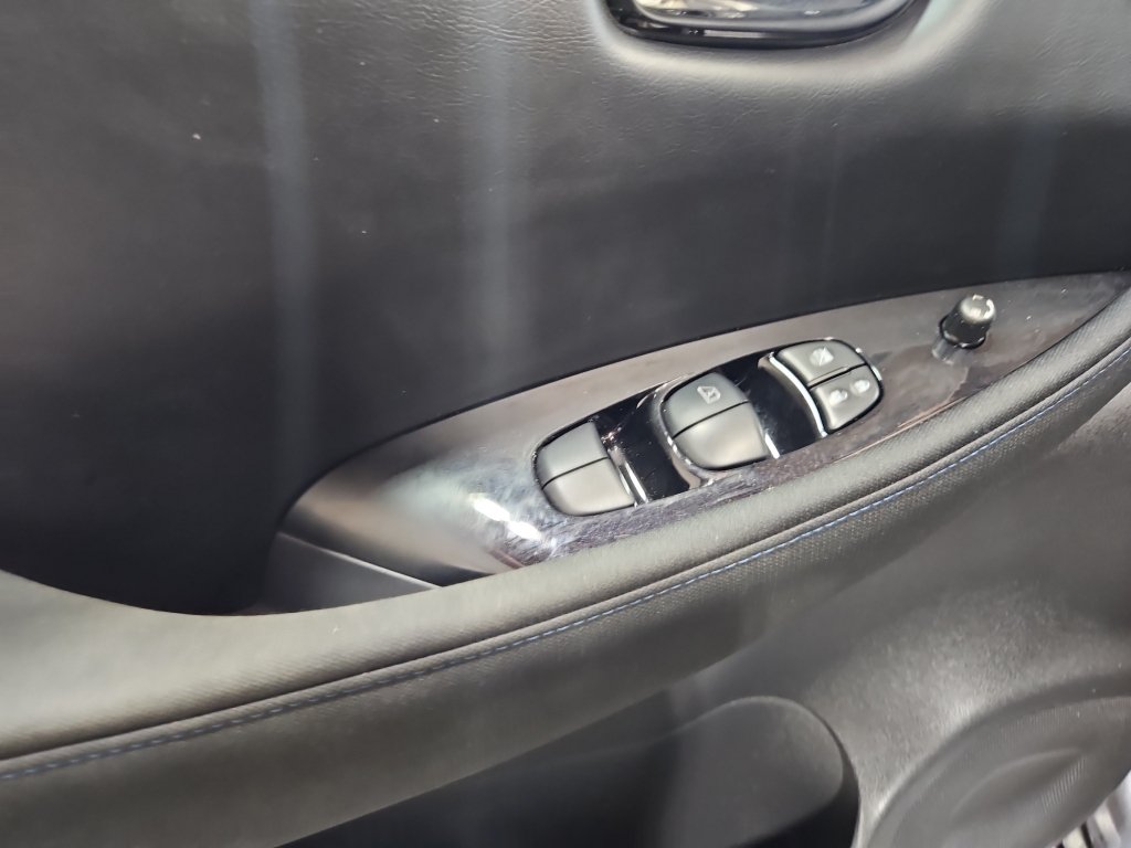 Used 2024 Nissan Leaf SV Plus FWD image 15