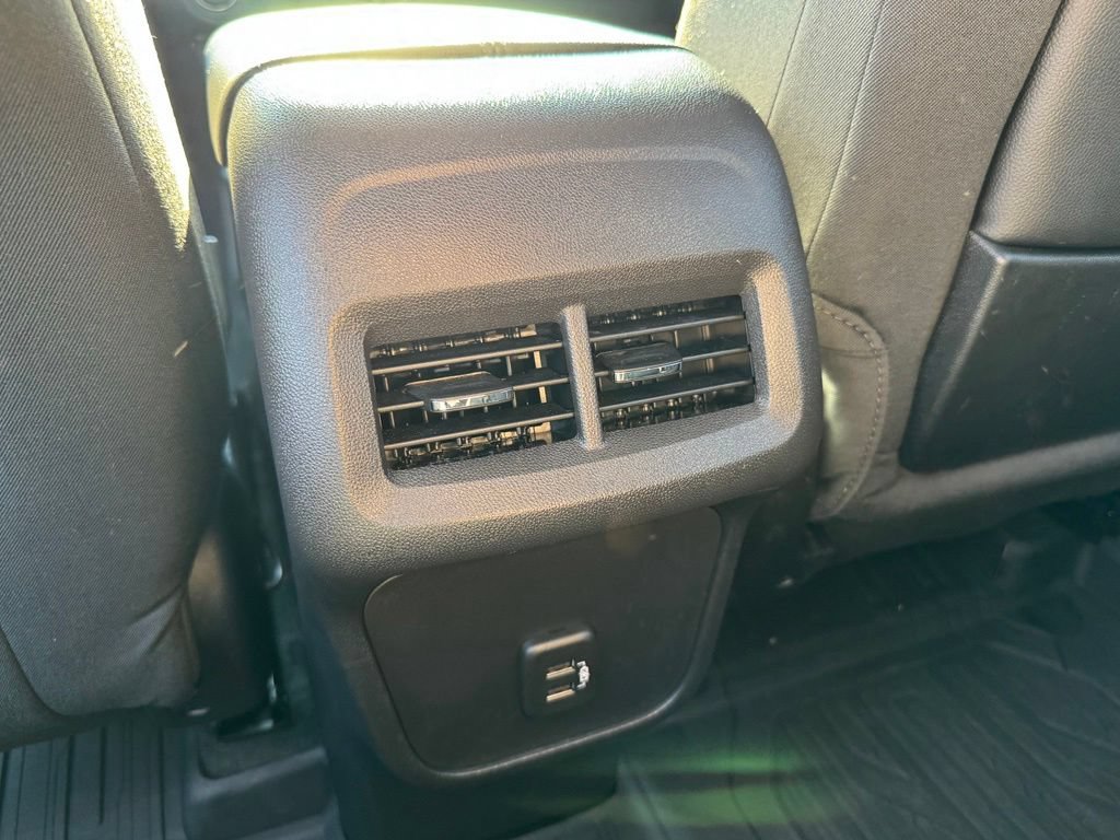 Certified 2024 GMC Terrain SLE w/ Driver Convenience Package FWD image 19