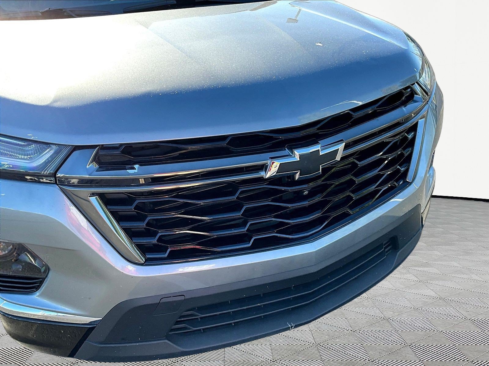 Used 2023 Chevrolet Traverse Premier w/ Redline Edition FWD image 34