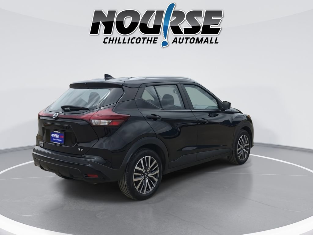 Used 2021 Nissan Kicks SV FWD image 8