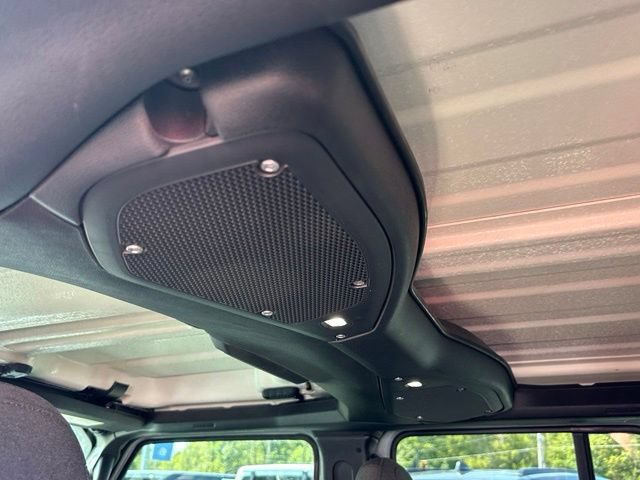 Used 2024 Jeep Wrangler Unlimited Sport AWD/4WD image 30