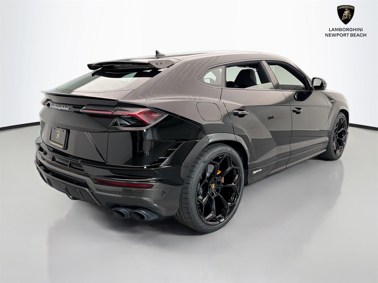 Used 2024 Lamborghini Urus Performante AWD/4WD image 7