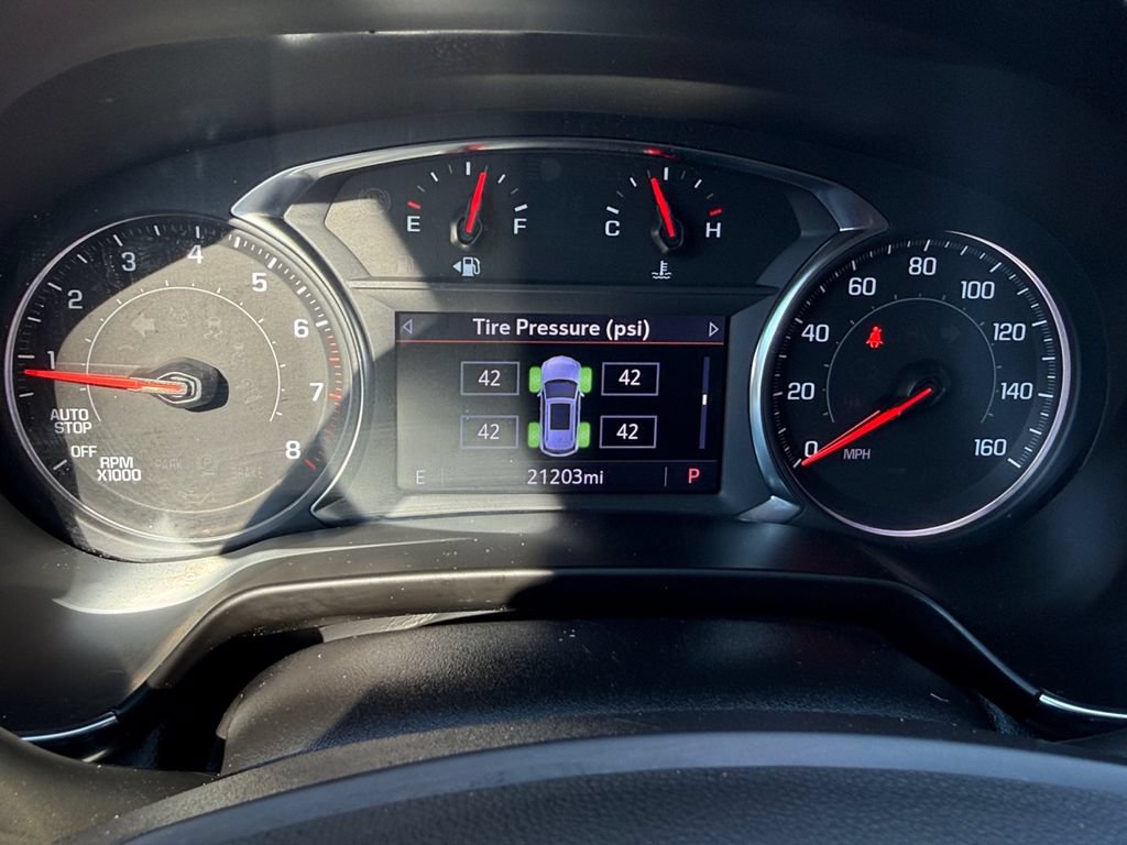Used 2025 Chevrolet Blazer LT FWD image 13