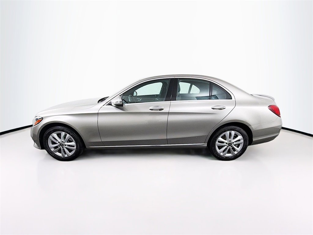 Used 2019 Mercedes-Benz C 300 4MATIC Sedan image 4