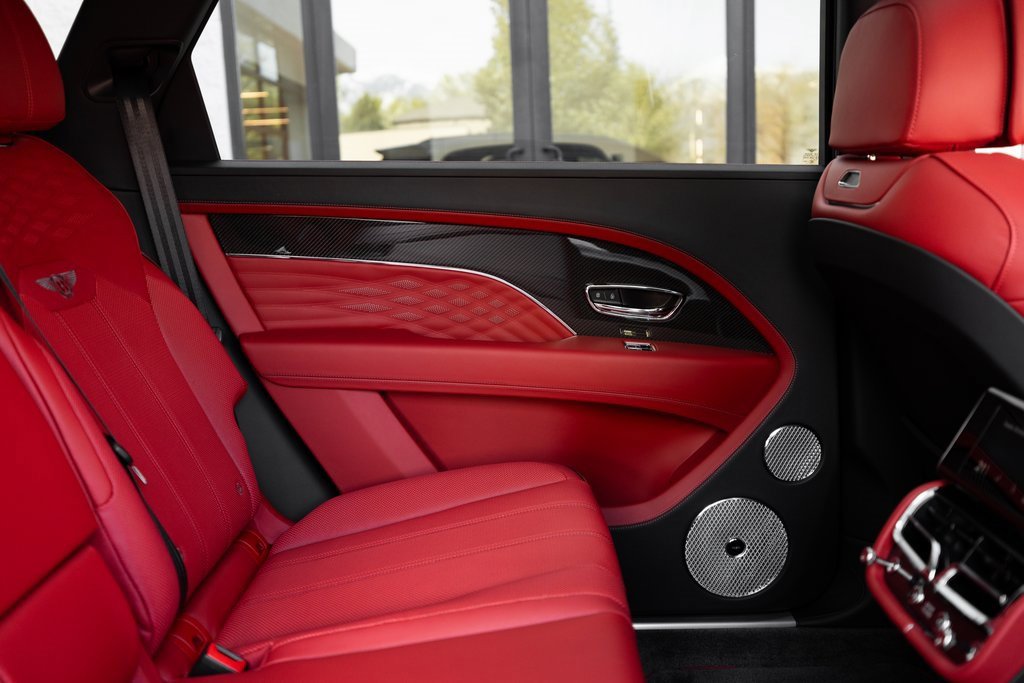 New 2025 Bentley Bentayga Extended Wheelbase image 31