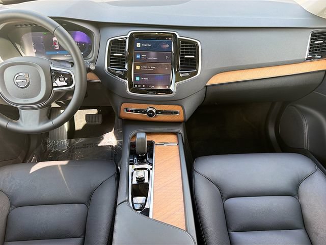 Used 2024 Volvo XC90 B6 Plus AWD/4WD image 19
