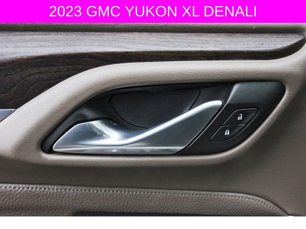 Used 2023 GMC Yukon XL Denali image 21