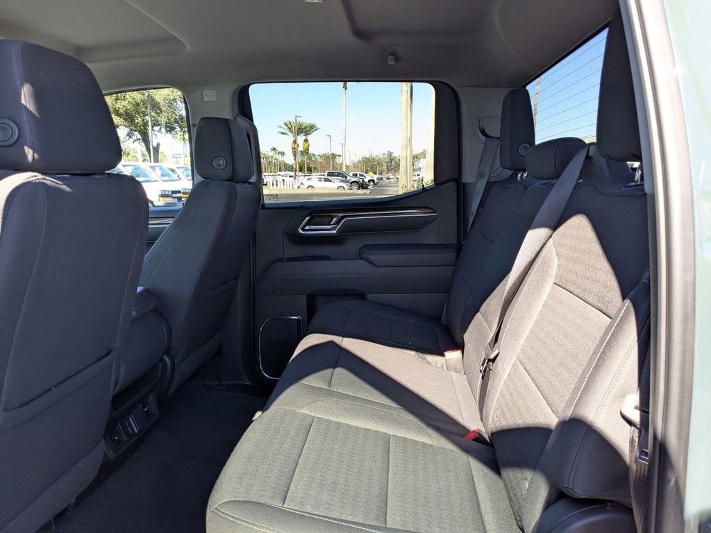 Used 2025 Chevrolet Silverado 1500 LT image 14