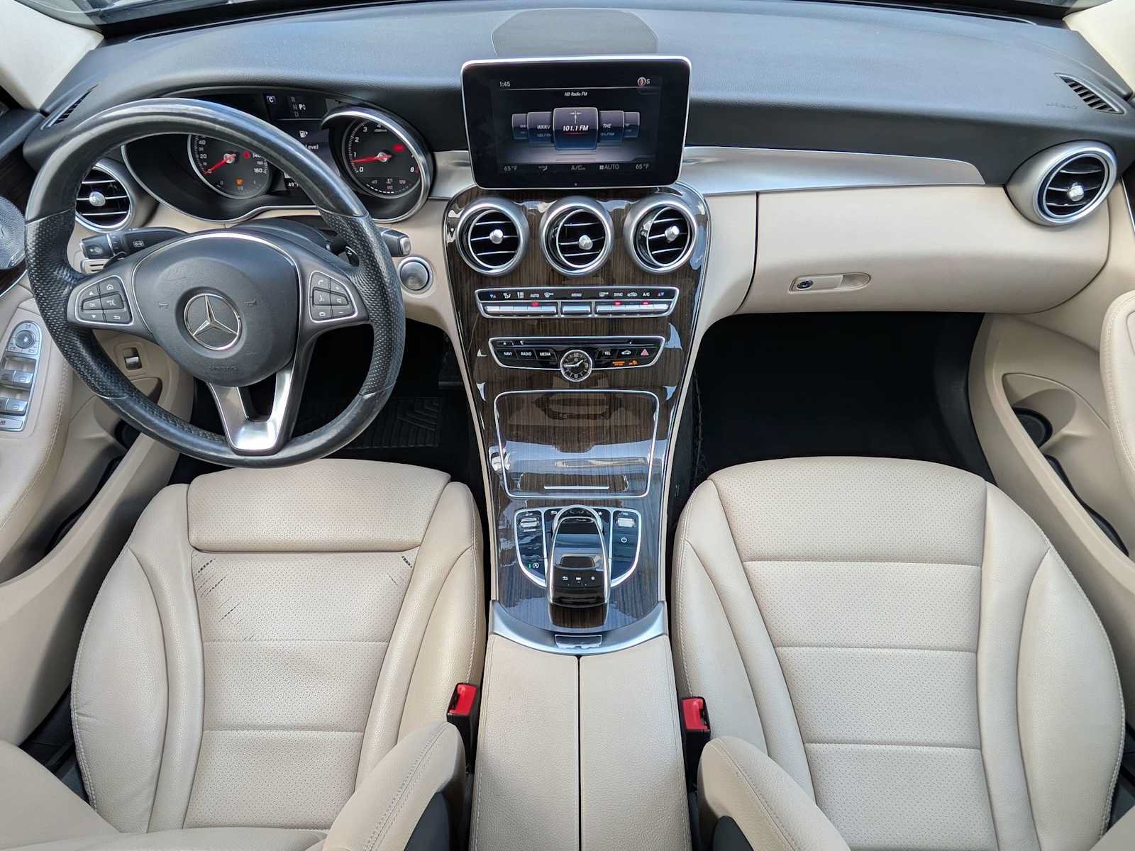 Used 2017 Mercedes-Benz C 300 4MATIC Sedan image 30