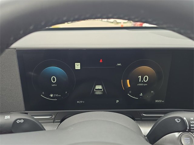 Certified 2025 Hyundai Kona SEL image 15