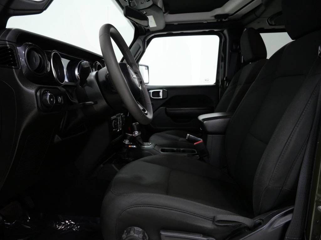 Used 2023 Jeep Wrangler Unlimited Sport AWD/4WD image 13