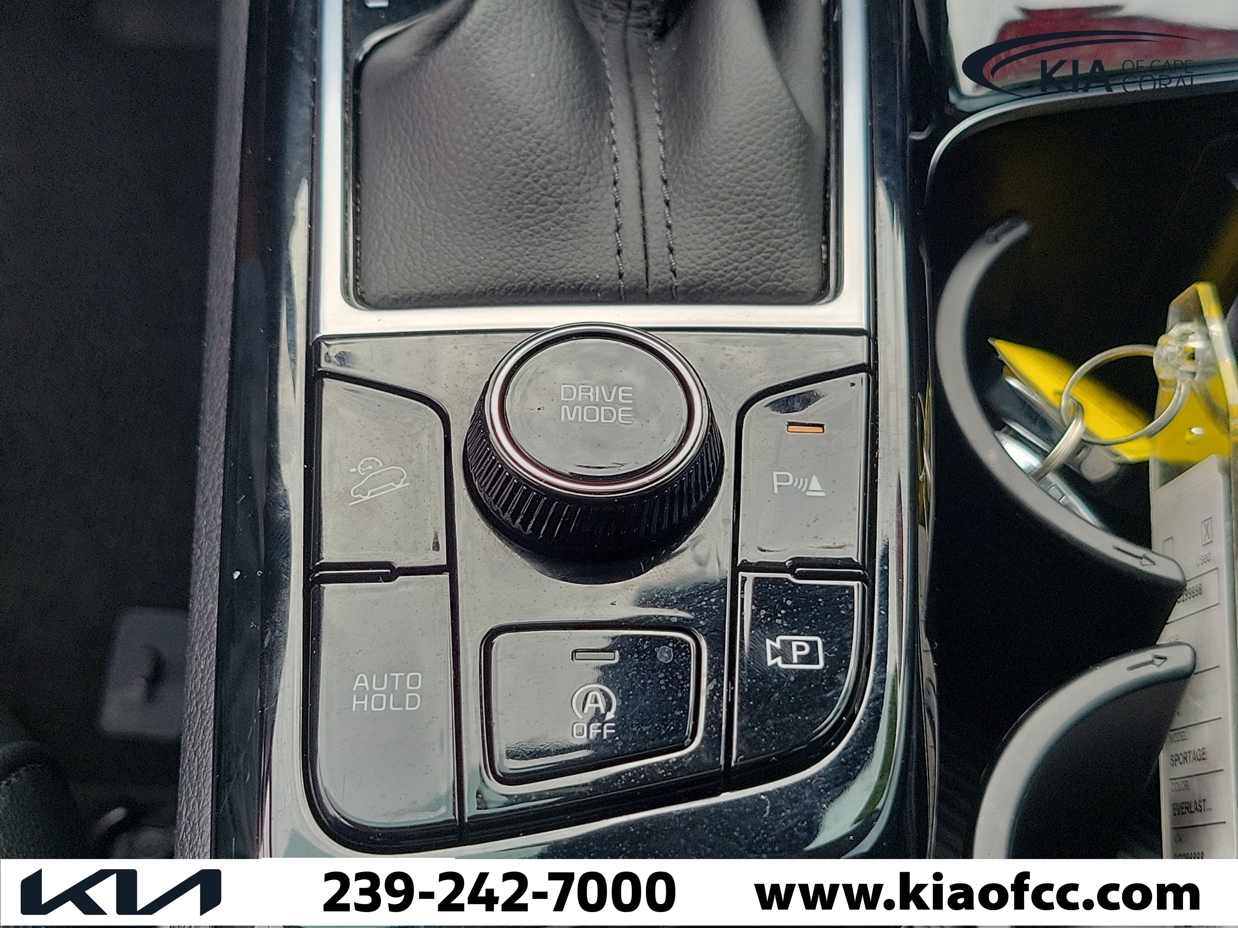 Certified 2025 Kia Sportage EX w/ Premium Package FWD image 29