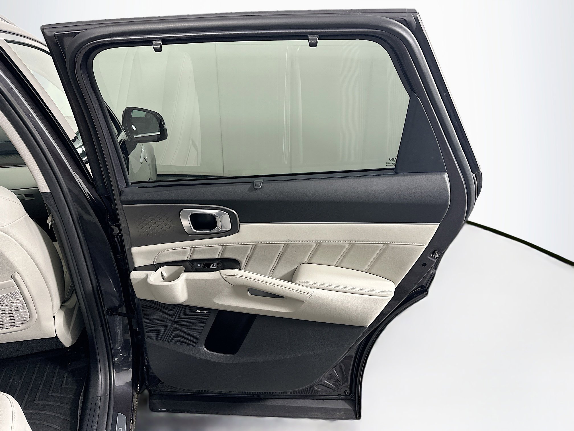 Used 2024 Kia Sorento SX Prestige image 32