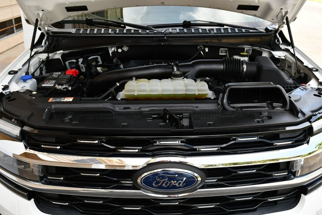 Used 2022 Ford Expedition Limited AWD/4WD image 71