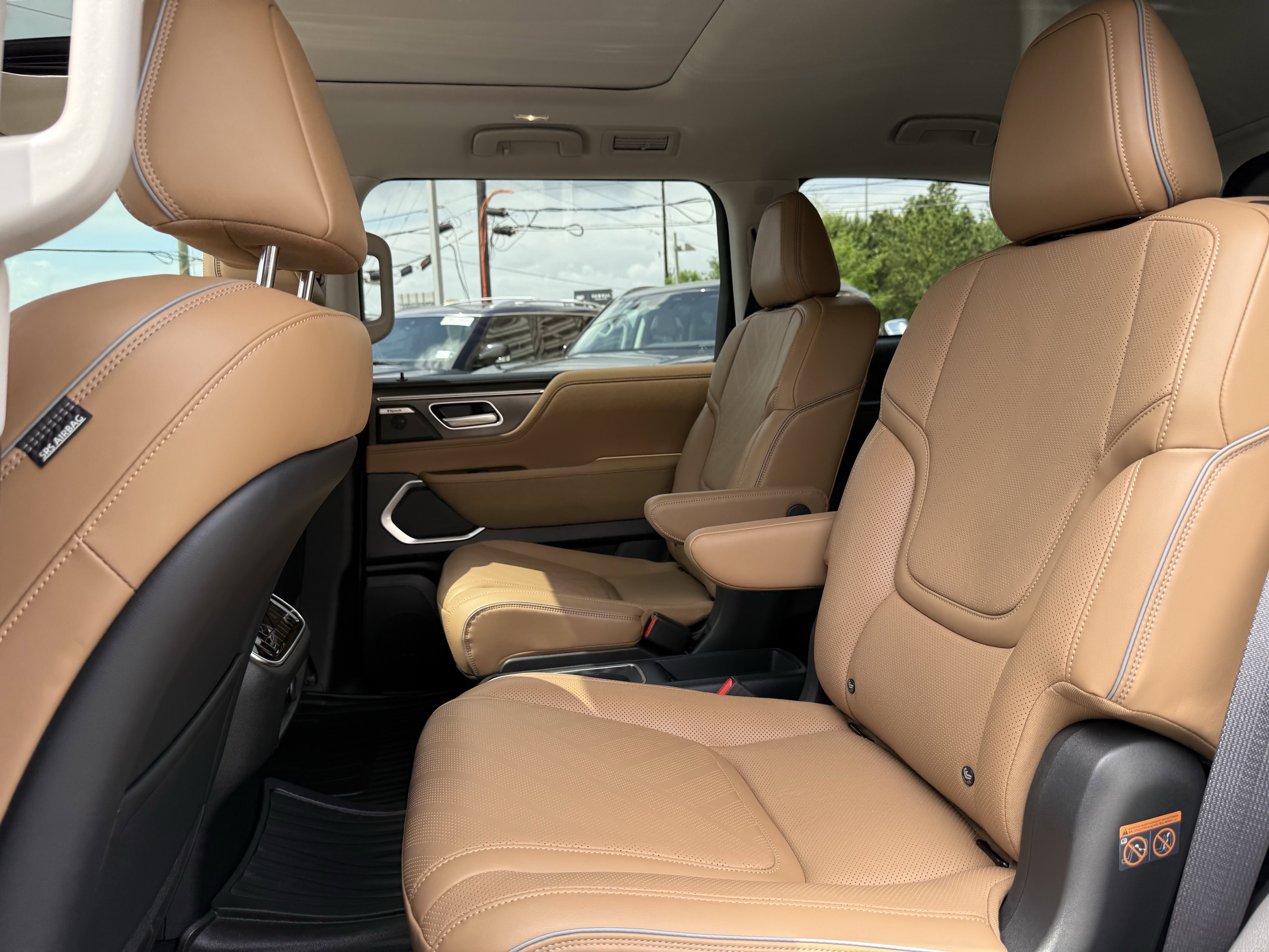 Certified 2026 INFINITI QX80 Luxe w/ Cargo Package image 17