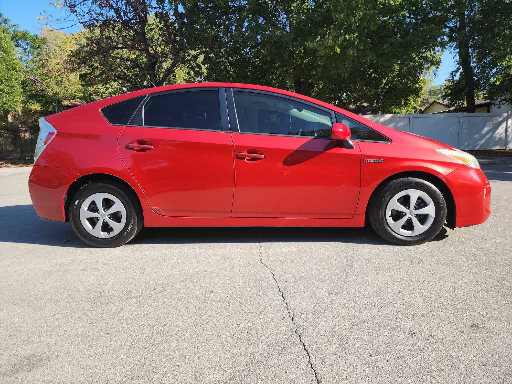 Used 2014 Toyota Prius Three FWD image 9
