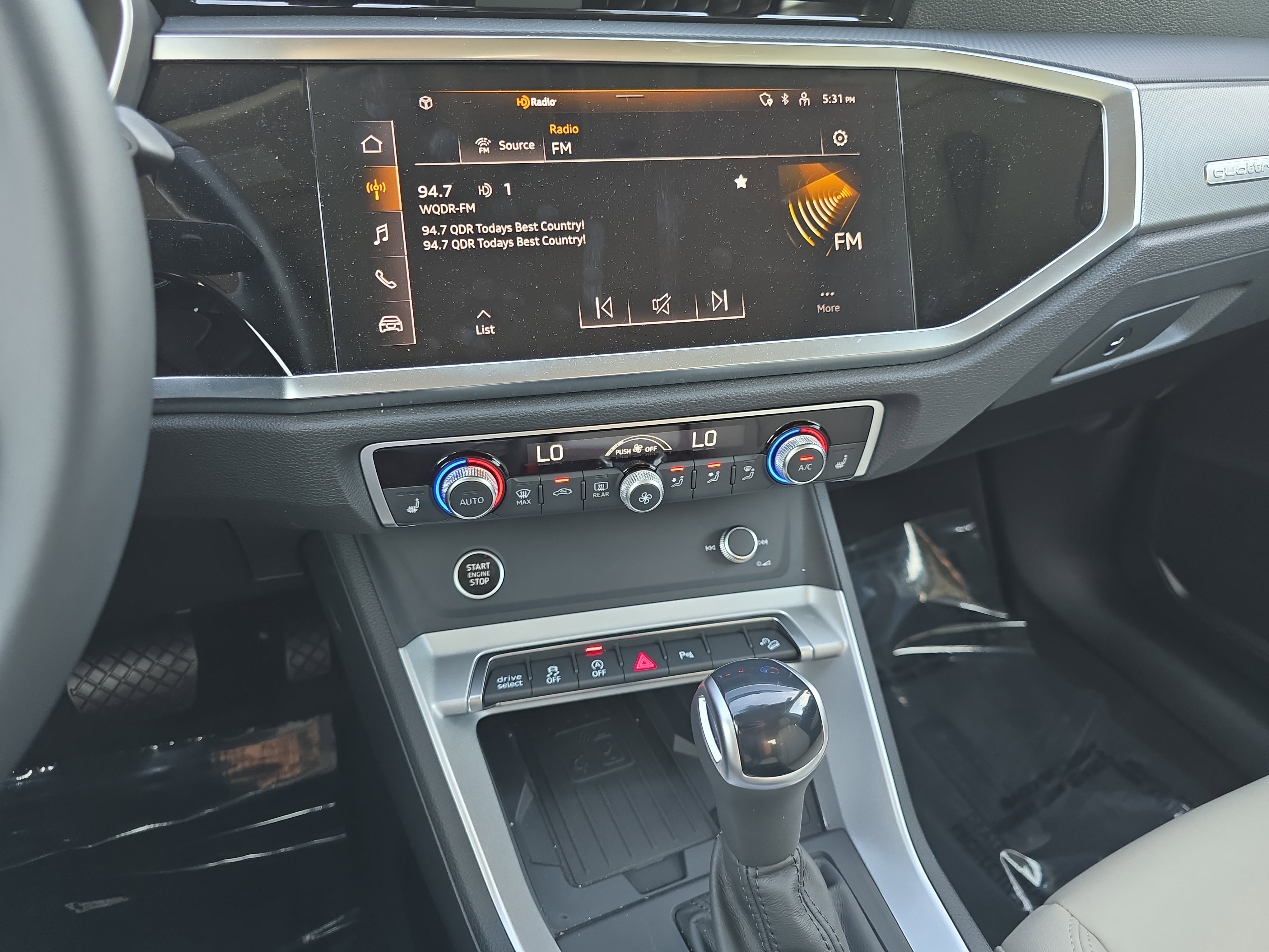 Used 2024 Audi Q3 2.0T Premium Plus image 19