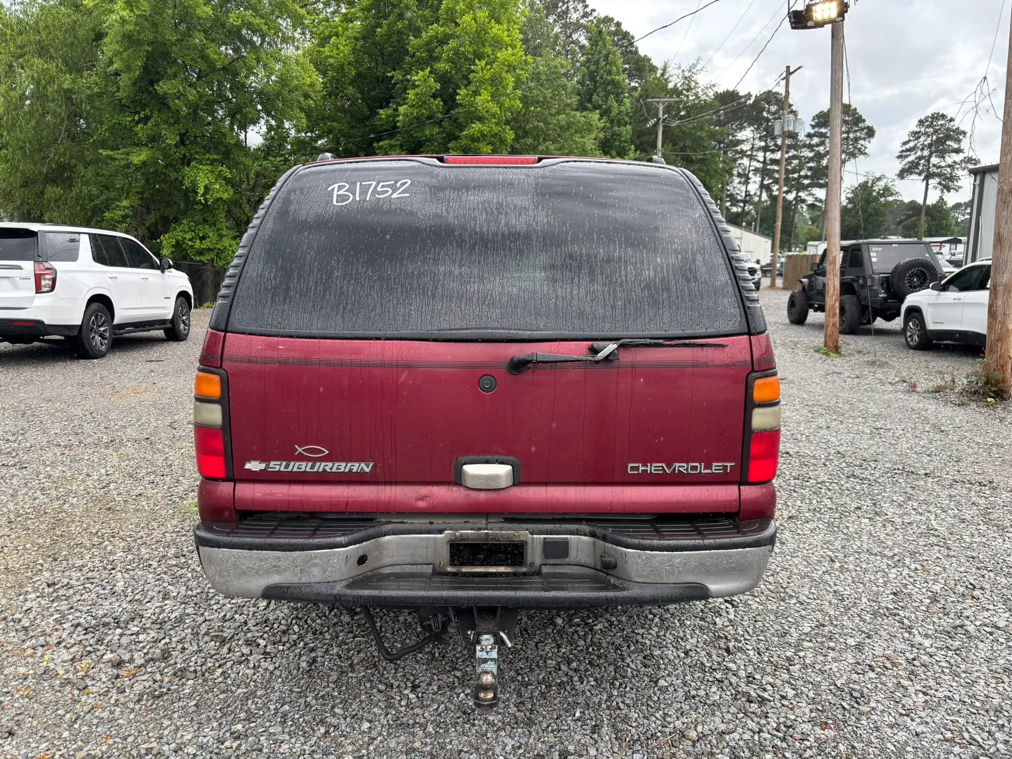 Used 2005 Chevrolet Suburban LS RWD image 5