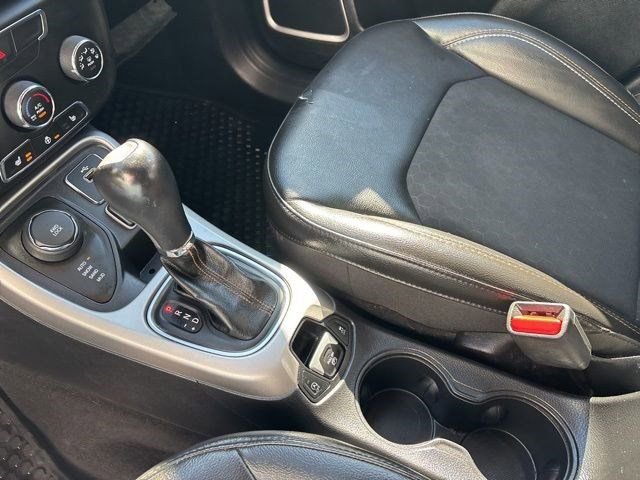 Used 2018 Jeep Compass Latitude w/ Cold Weather Group image 25