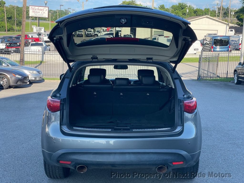 Used 2015 INFINITI QX70 AWD w/ Premium Package image 23